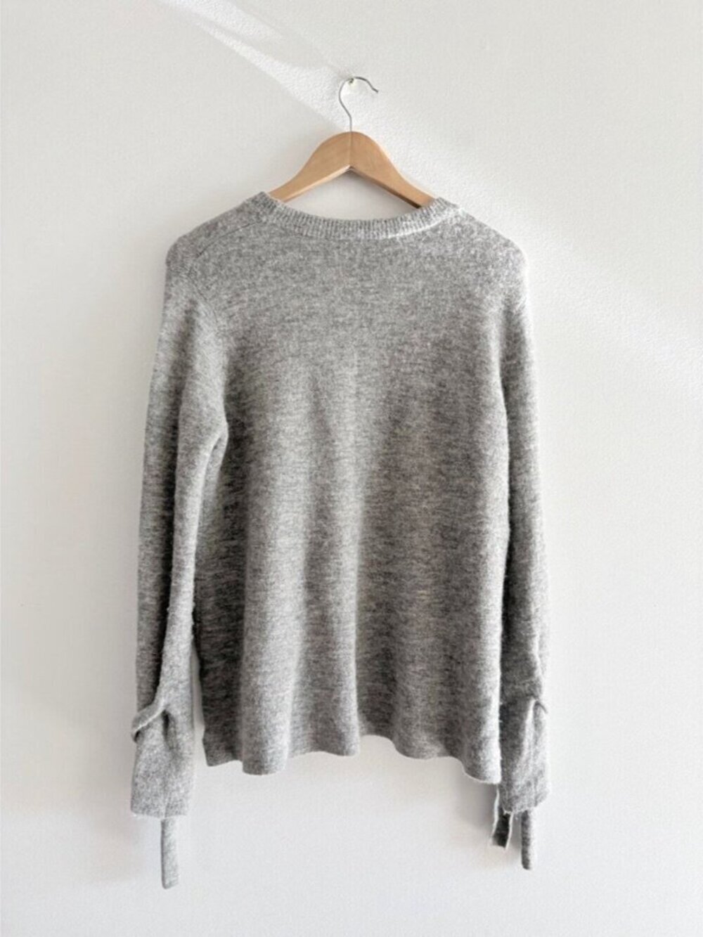 Aritzia Babaton Malcorra Wool Alpaca Blend Oversized Tie Sweater Grey Size Small - Picture 5 of 7